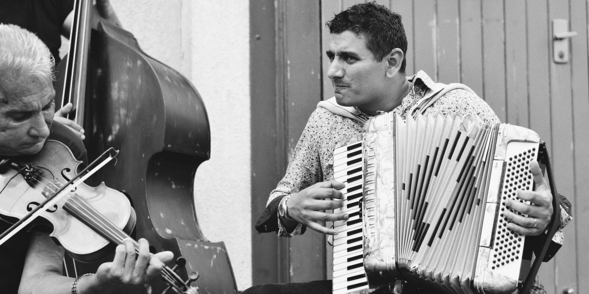 World Music Exploration: Discovering Global Sounds